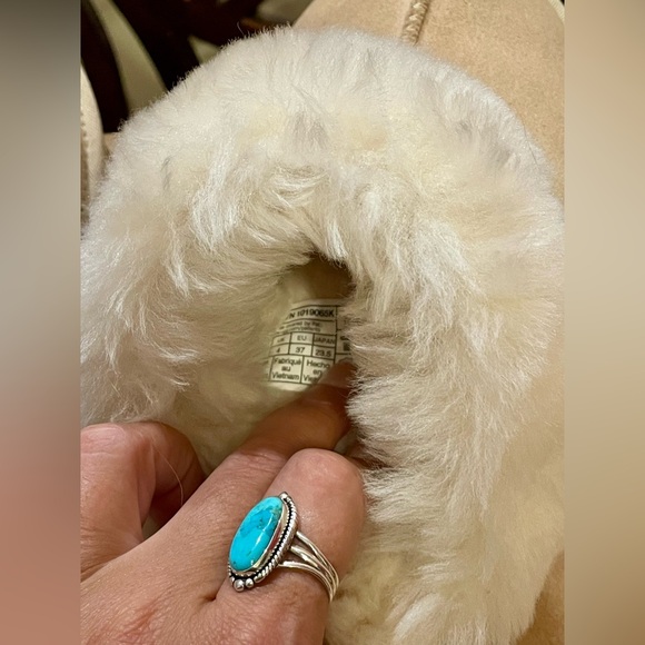 New Ugg Cozy II slippers - Picture 6 of 10